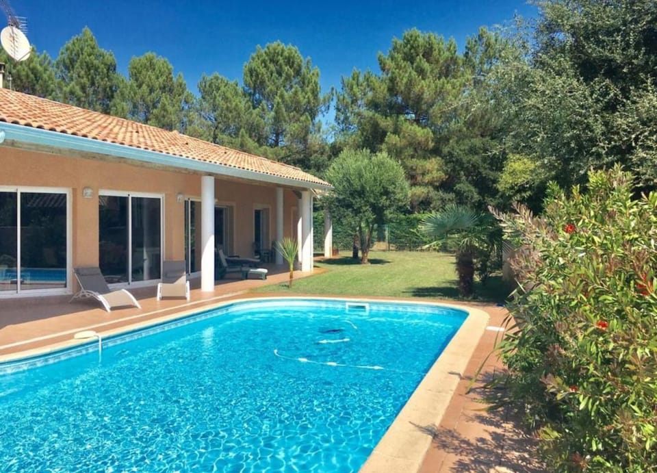 Garden view, Pool view