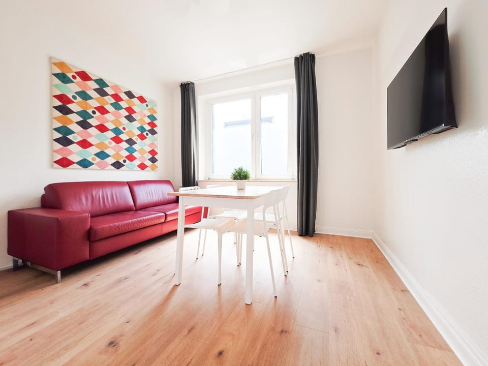 TV and multimedia, Living room, Dining area