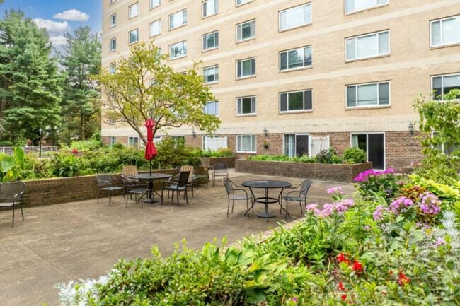 Legacy at Imperial Village 608 I 1 Bed 1 Bath Apartment in Richmond