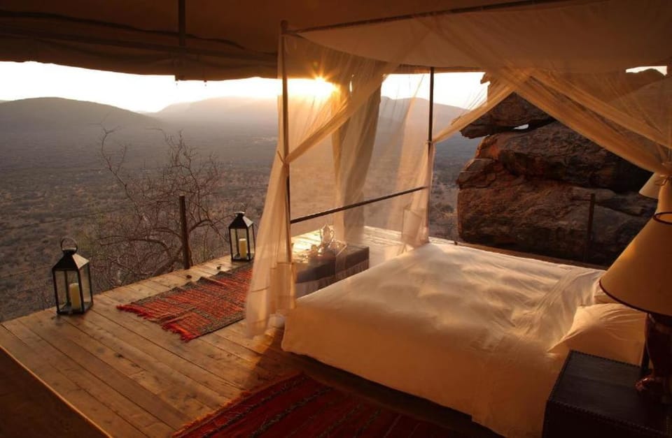 Bed, View (from property/room), Balcony/Terrace, Bedroom, Mountain view