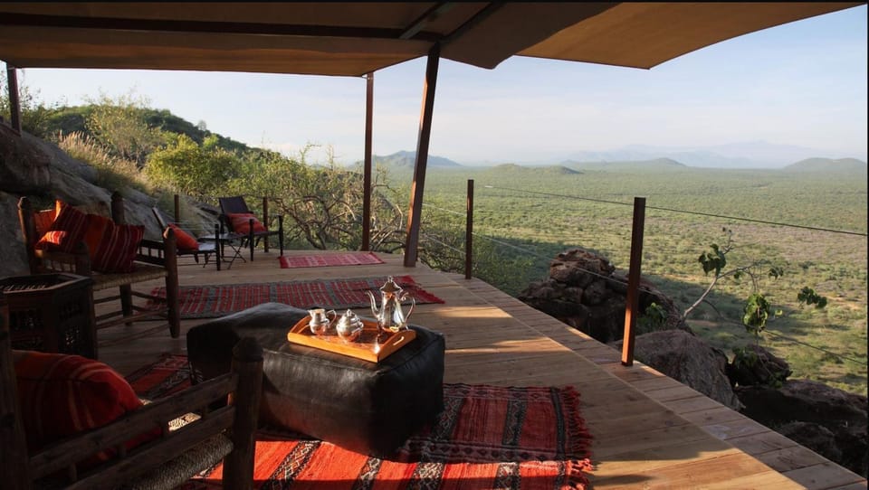 Patio, View (from property/room), Balcony/Terrace, Seating area, Mountain view