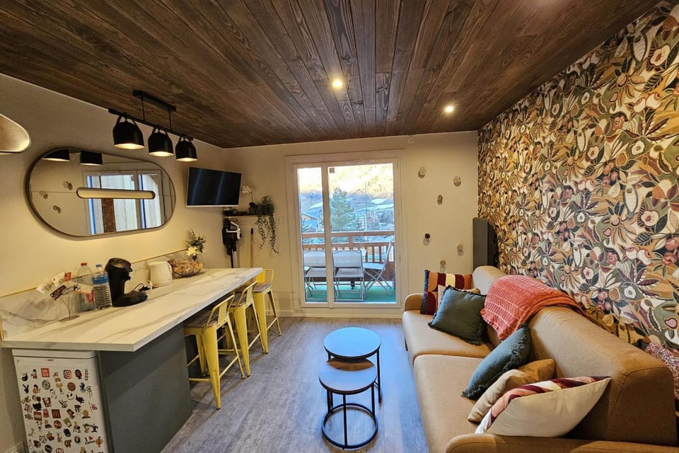 Studio with balcony - near lake Apartment in Les Deux Alpes
