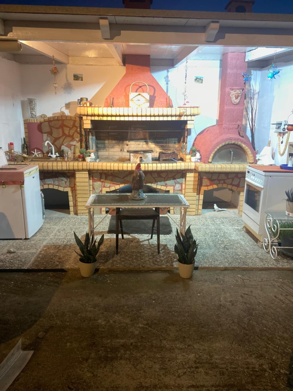 BBQ facilities, Kitchen or kitchenette, Dining area
