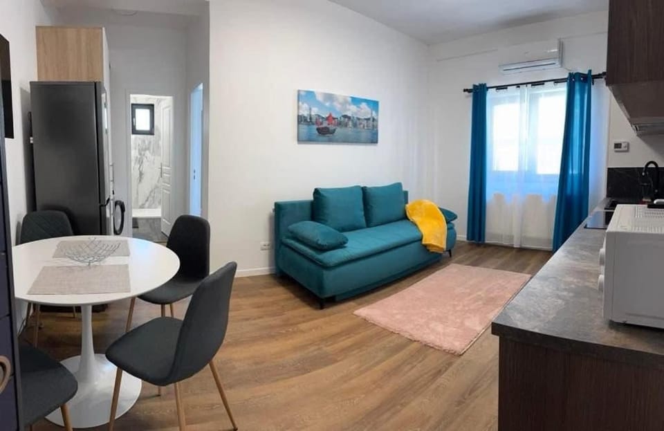 Juvi 15 Apartment in Constanța County