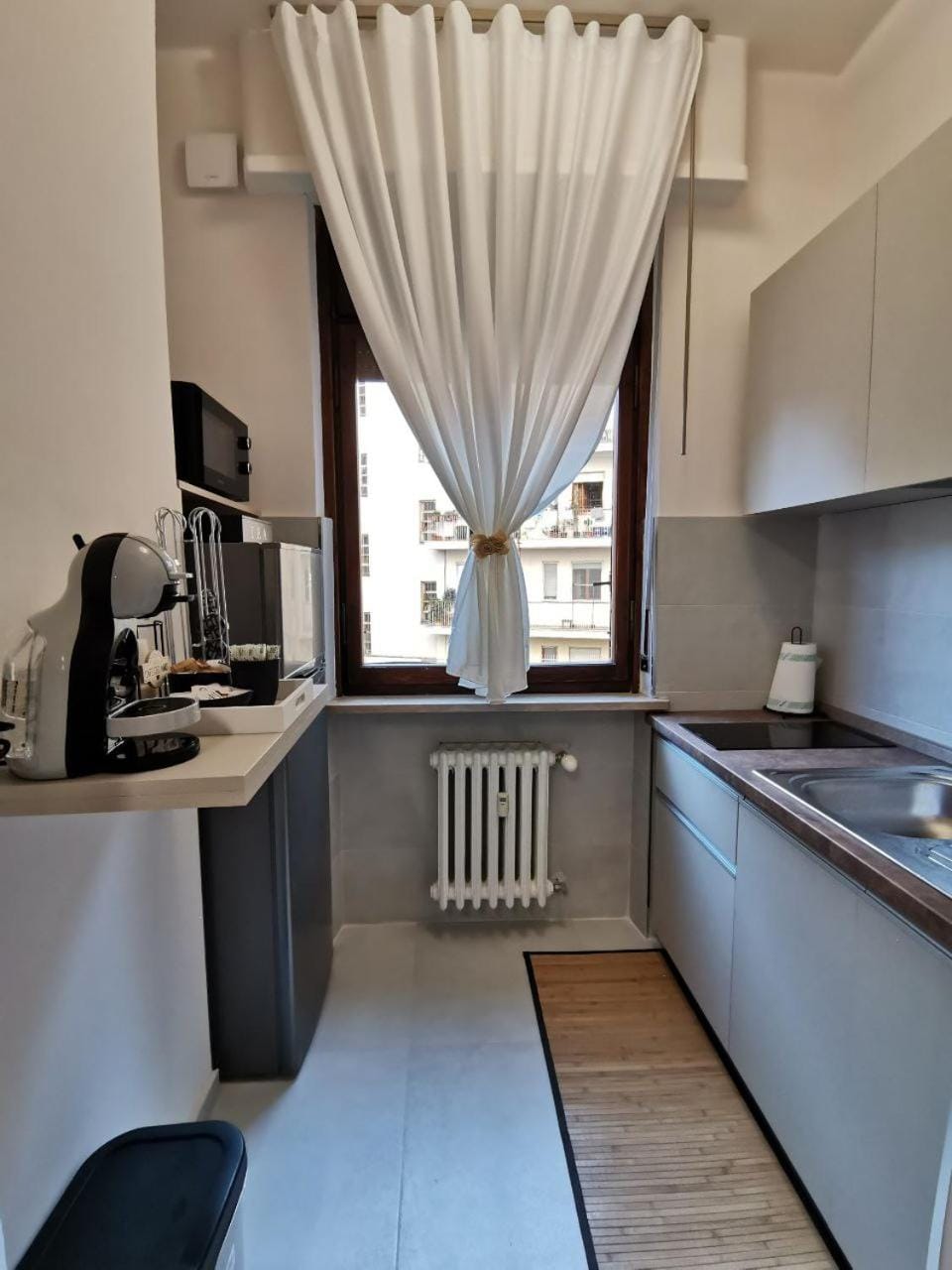 TV and multimedia, Kitchen or kitchenette, Dining area, stove