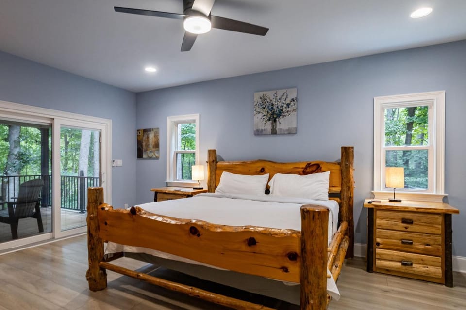Bed, Bedroom