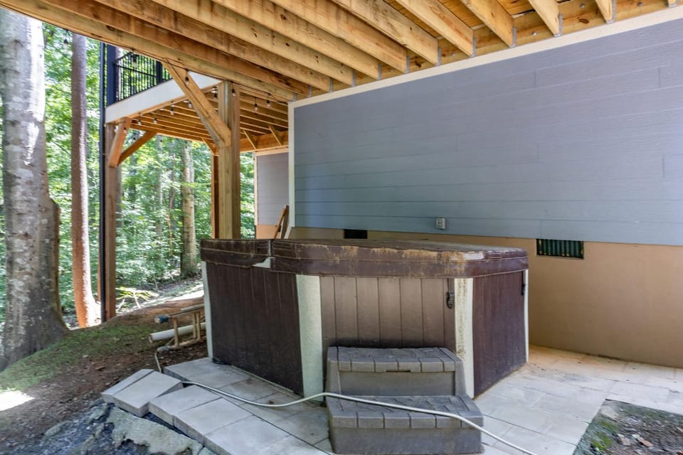 Hot Tub