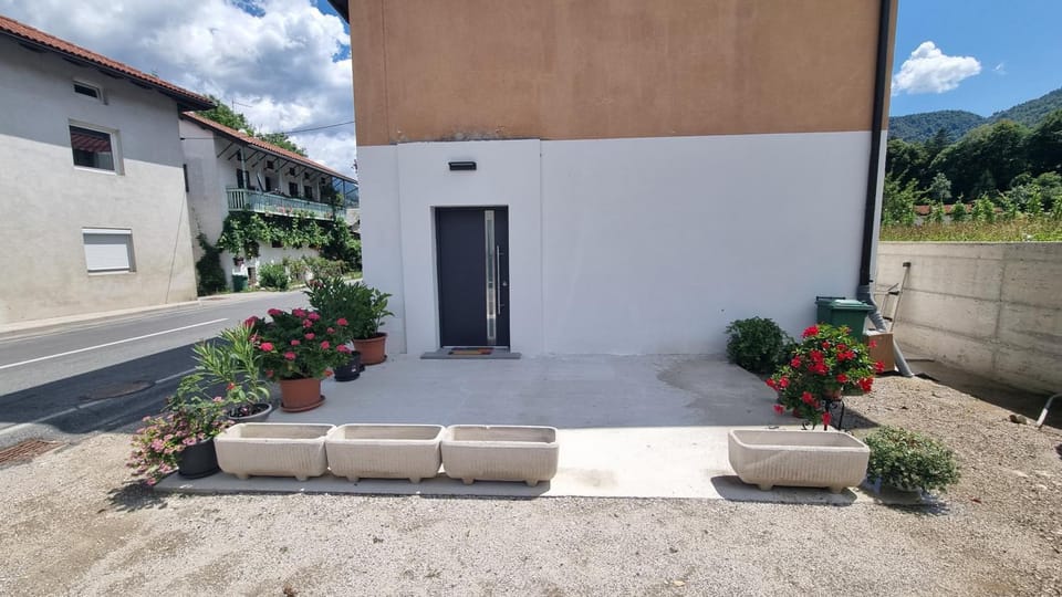 Property building, Day