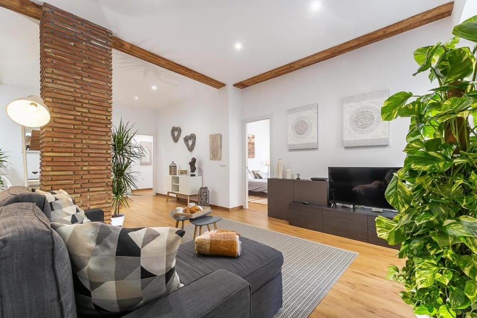 Luxury Bright Apartment Heart of City by TuriVida Apartment in Malaga