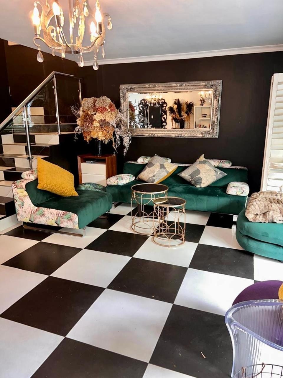 Seating area