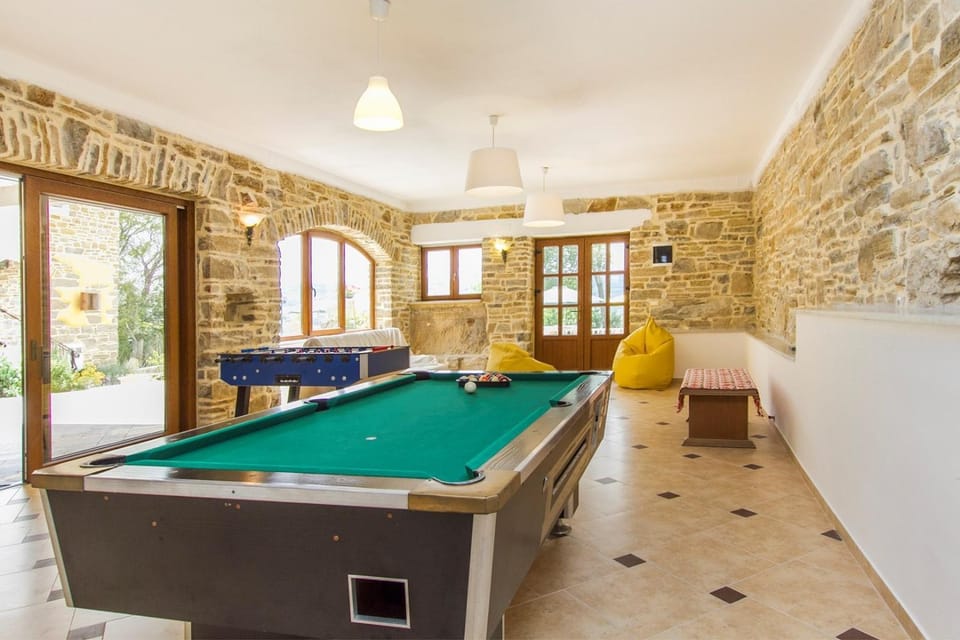 Billiard