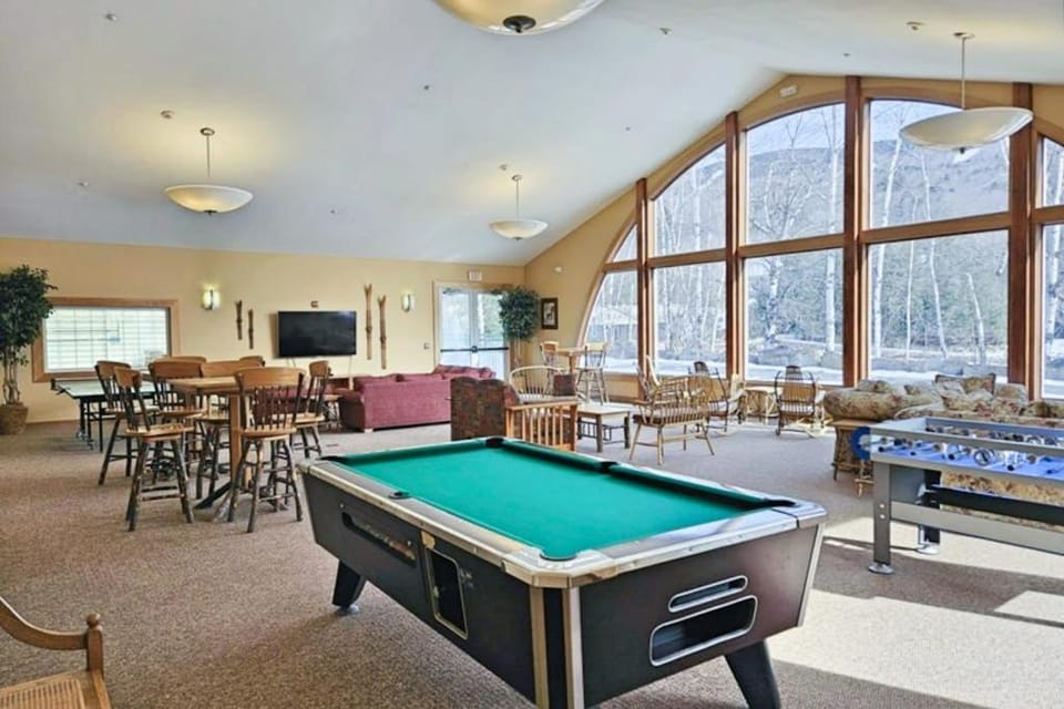 Trail View Condo 201 At Rivergreen Apartment in Woodstock