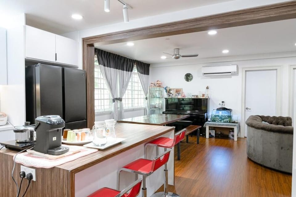 Unique Comfy Loft - Spacious 5BR Apartment in Kota Kinabalu