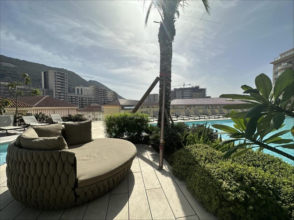 Garden, Balcony/Terrace, Pool view, Swimming pool