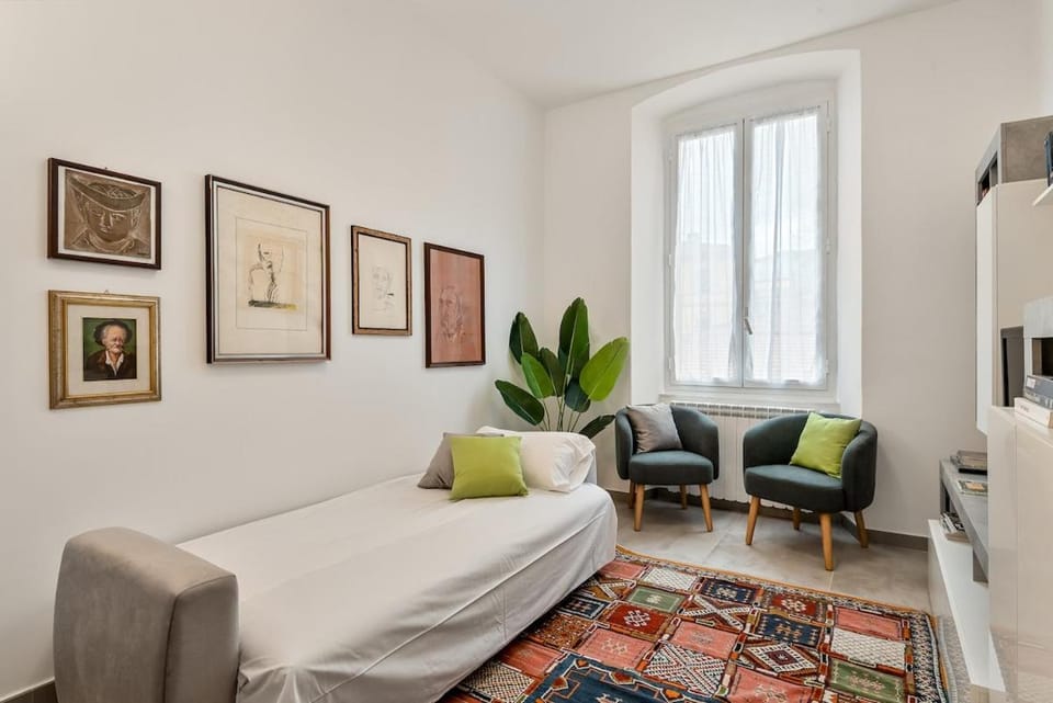 CasadiCavour 5Terre reach everything by foot AC Apartment in La Spezia