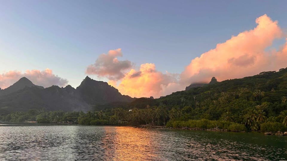 Nearby landmark, Mountain view, Sea view, Sunrise, Sunset