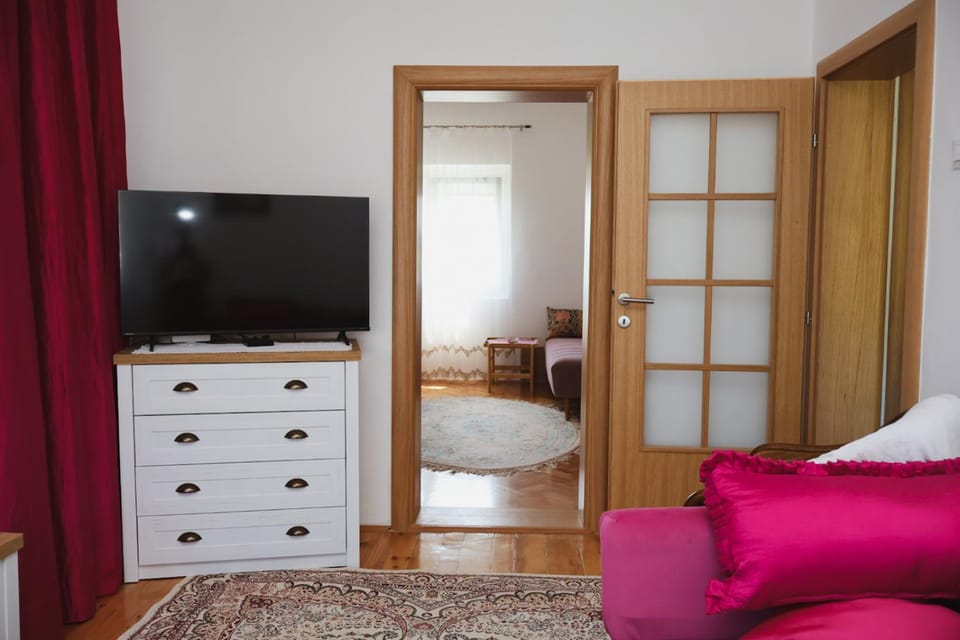 TV and multimedia, Living room