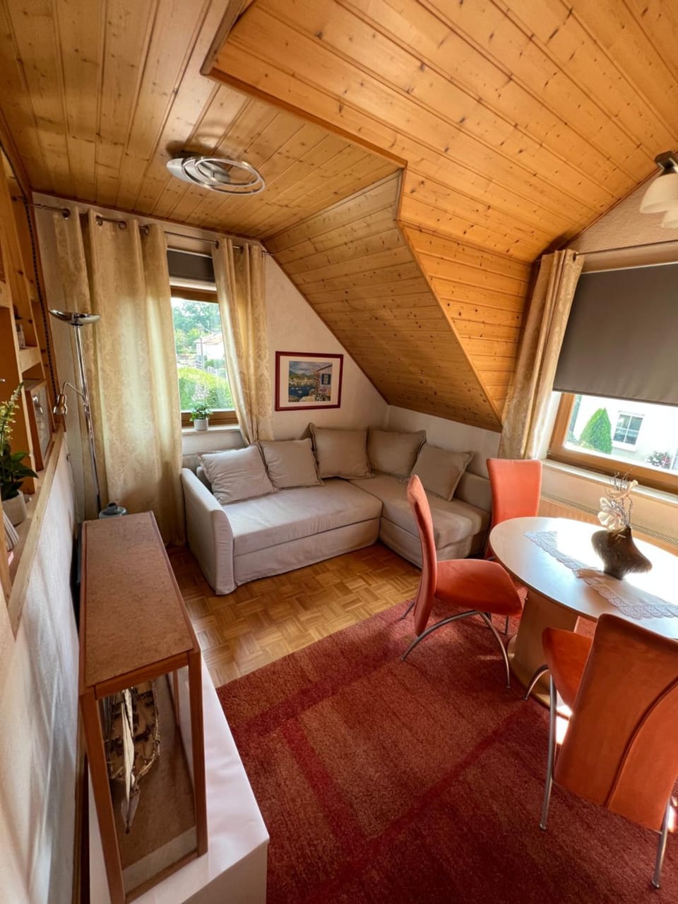 Living room, Seating area, Dining area