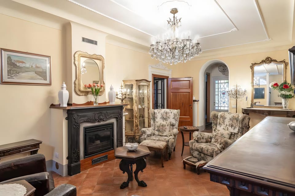 Property building, Living room