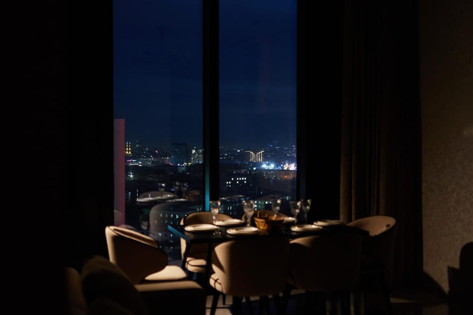 Night, Seating area, City view