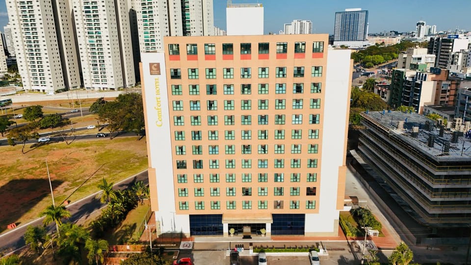 Quarto Mobiliado no Hotel Comfort Taguatinga com Wi-Fi, Ar condicionado e Estacionamento Grátis Hotel in State of Goiás
