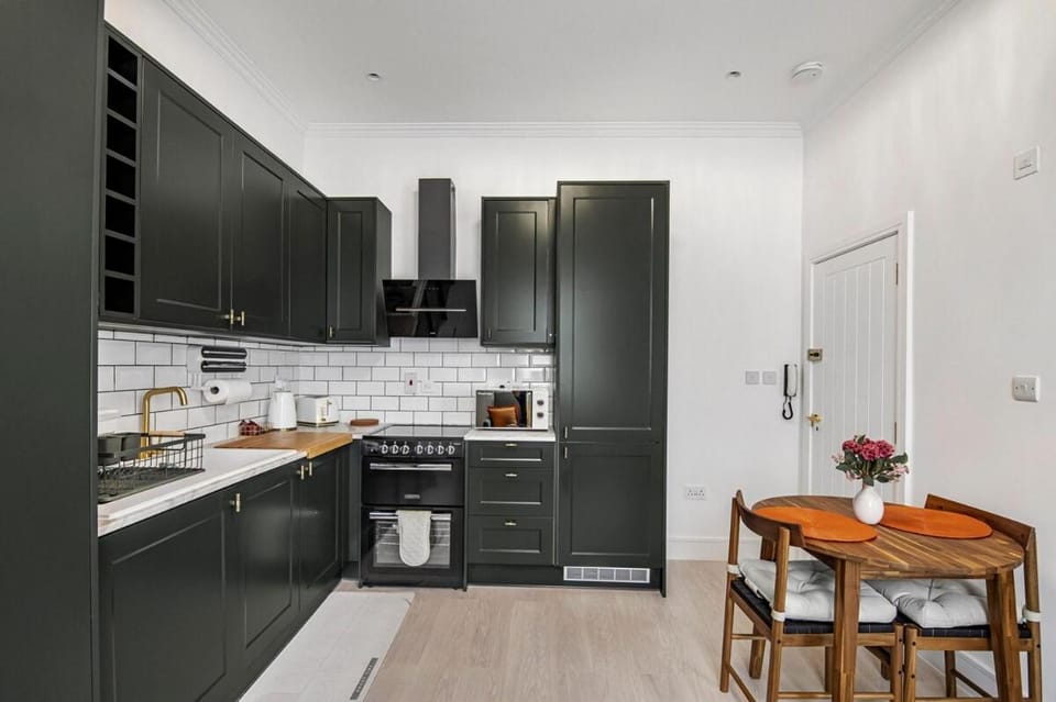 Luxury Studio Chelsea Apartment in City of Westminster