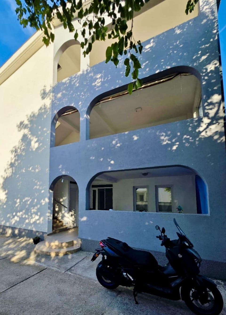 Property building, Day