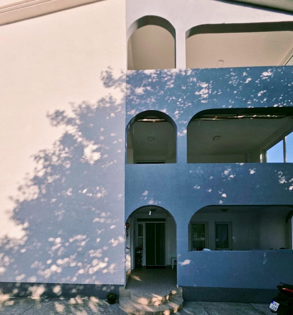 Property building, Day