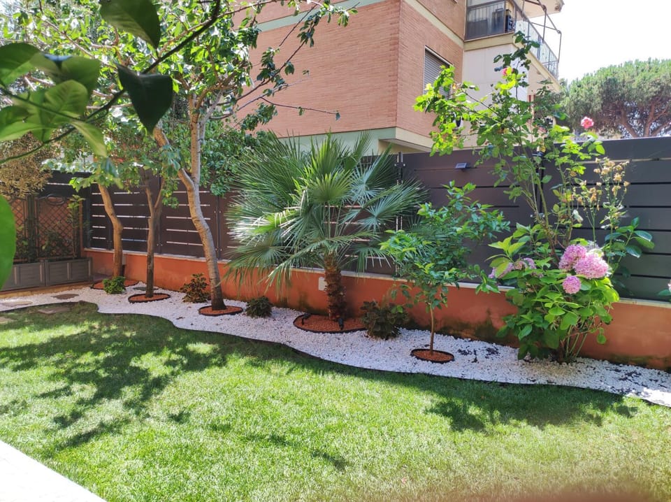 Eden Bay Vacation Home House in Ladispoli