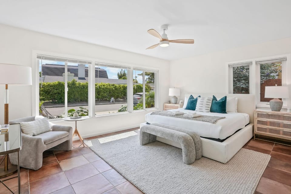 Stunning La Jolla Hideaway Close to Everything House in La Jolla