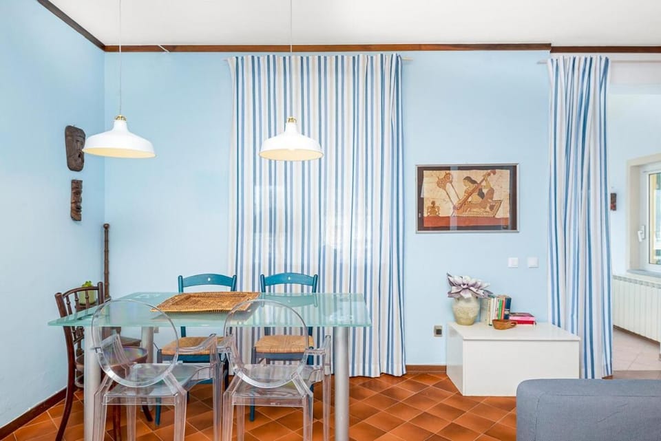 HouseofPoet parking seaview terrace AC Apartment in Porto Venere