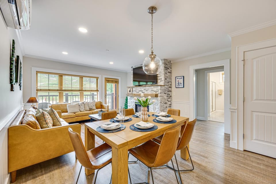 Ski-Out Family Condo at Cranmore Mountain House in North Conway