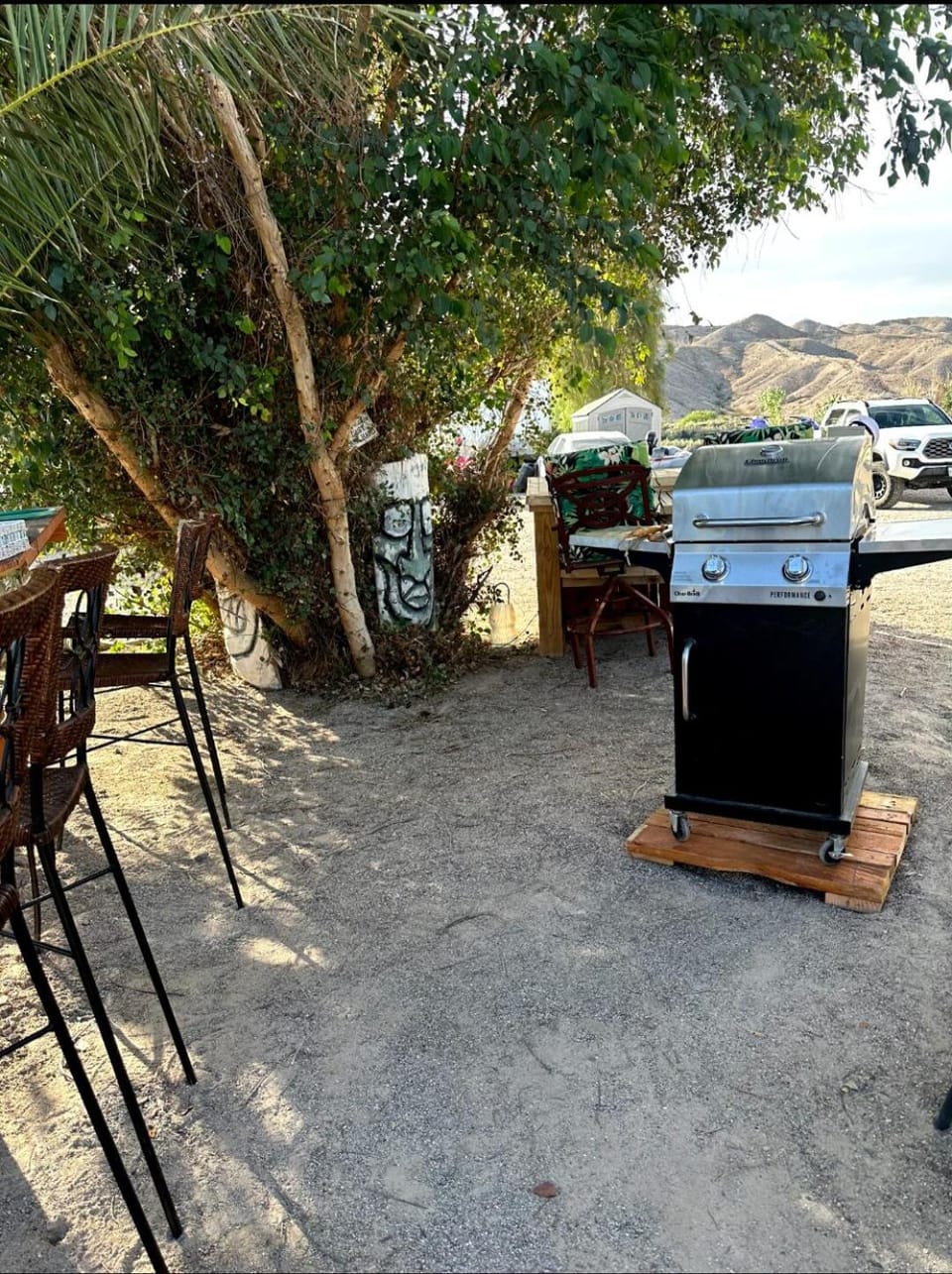 Gilligan's Island Fishing Jetski Shipwreck Oasis Villa in Bullhead City