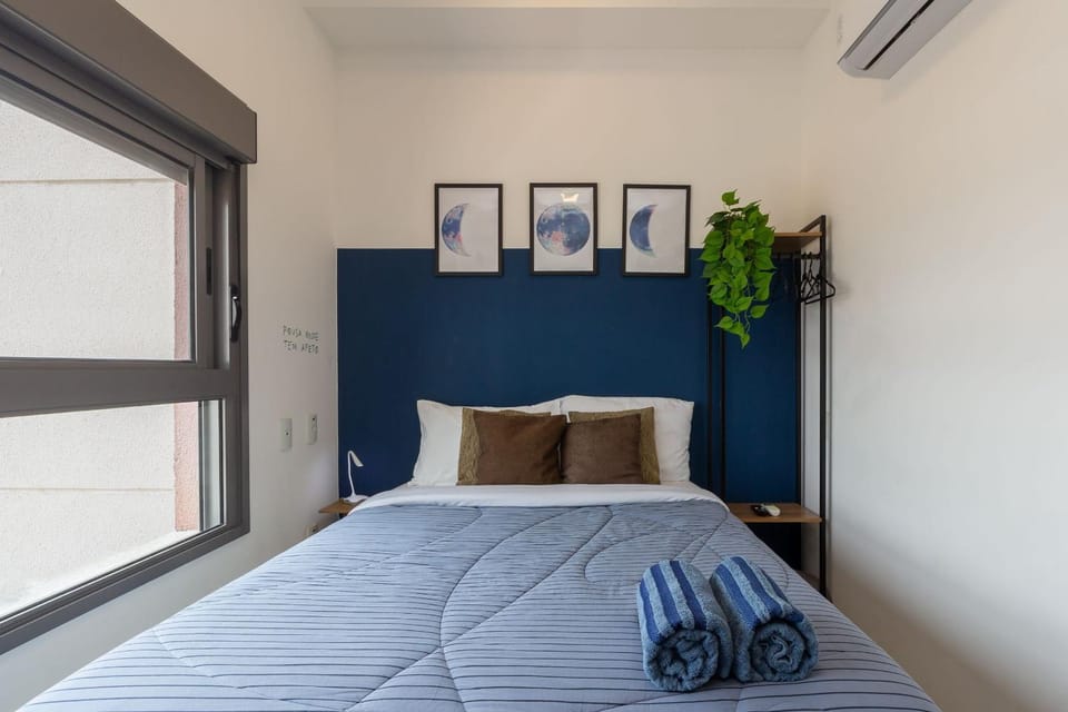 Bed, Photo of the whole room, Bedroom, towels, wardrobe