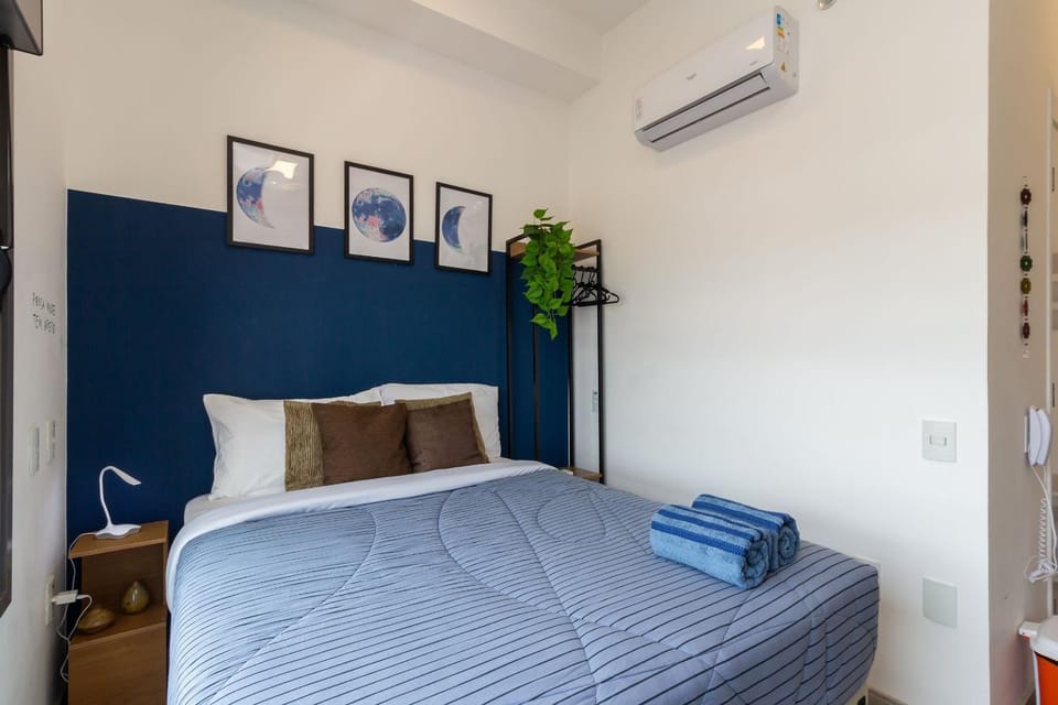 Bed, View (from property/room), Bedroom, towels, air conditioner