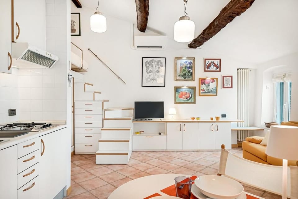 LaCasaDiUgo in the heart of Lerici AC Apartment in Lerici