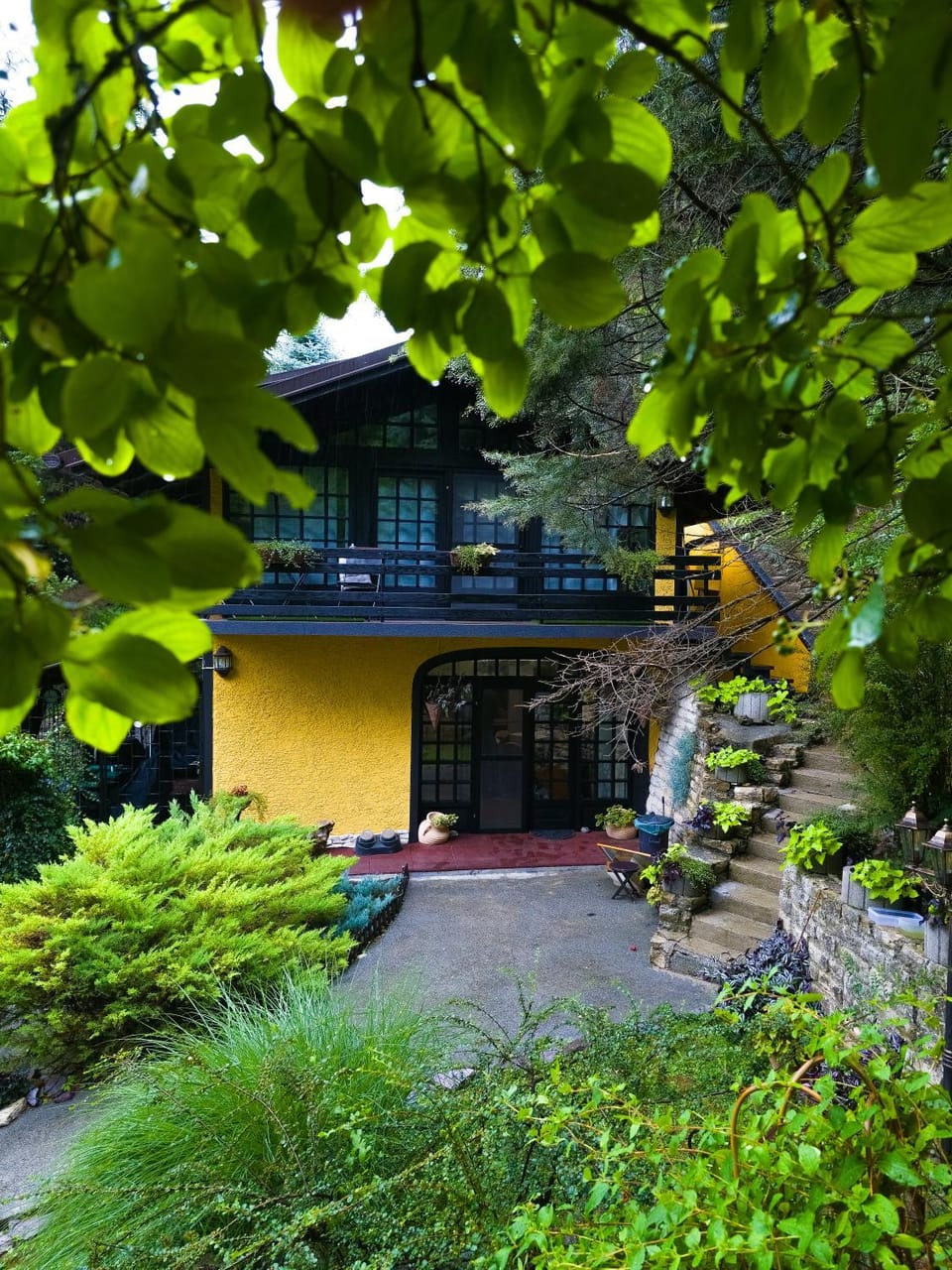 Property building, Day