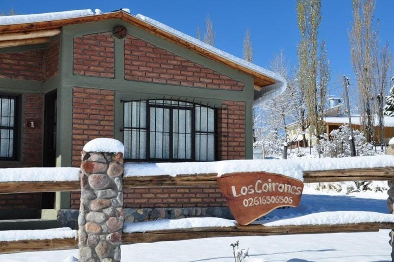 Property building, Facade/entrance, Winter