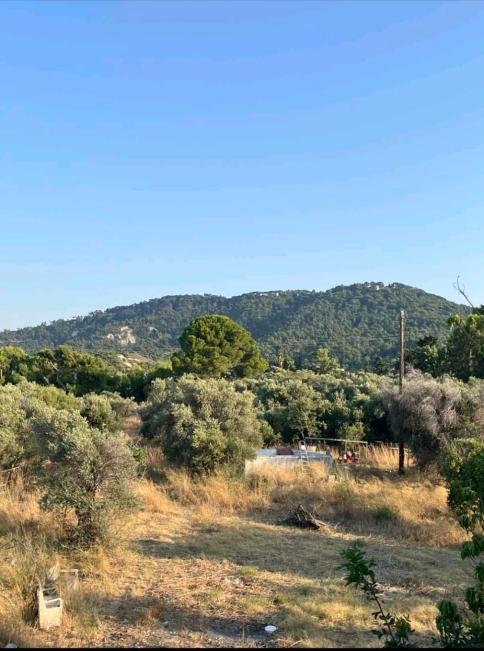 Nearby landmark, Natural landscape, Mountain view