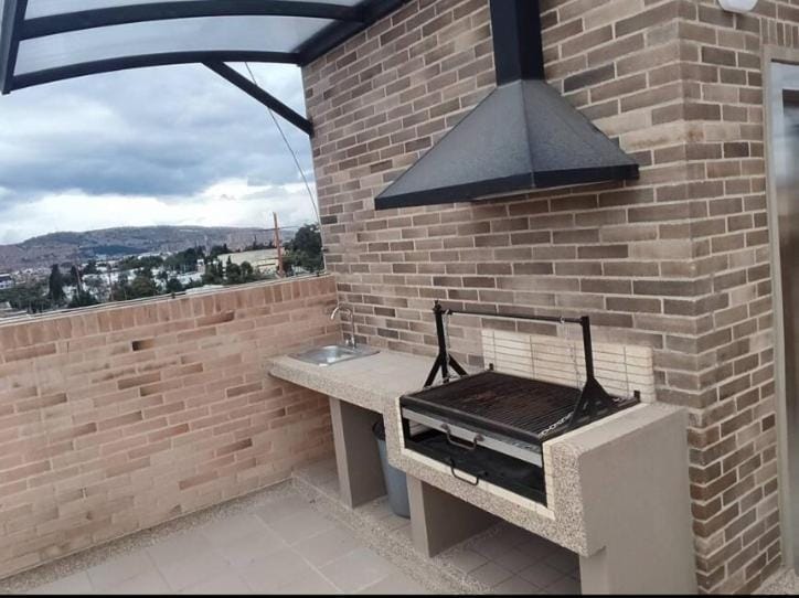 Apartamento amoblado, Edificio Avanzzare T1-601, Apartment in Bogota