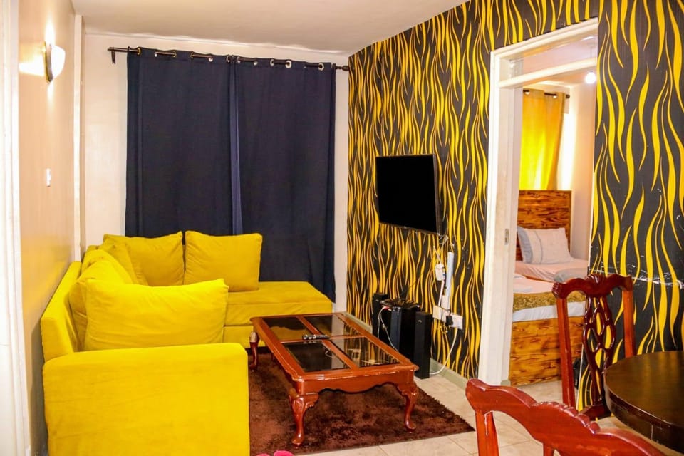 Wakhungu HOMES na Rich Weekend Apartment in Nairobi
