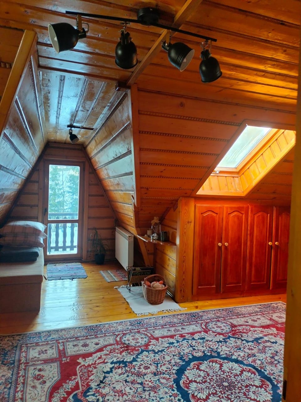 Agroturystyka u Anieli - Wśród Gór i Ziół Farm Stay in Lesser Poland Voivodeship