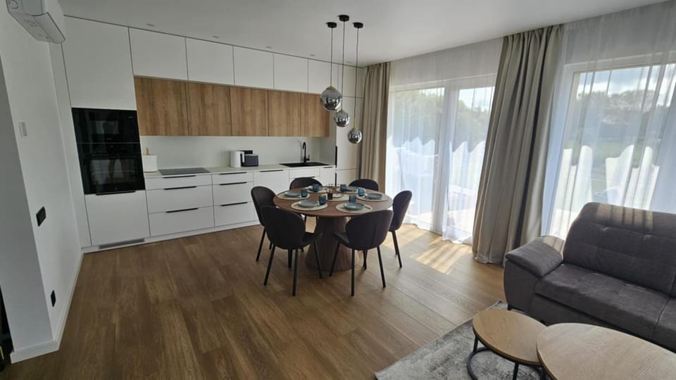 Yellow Sunset Apartment in Palanga