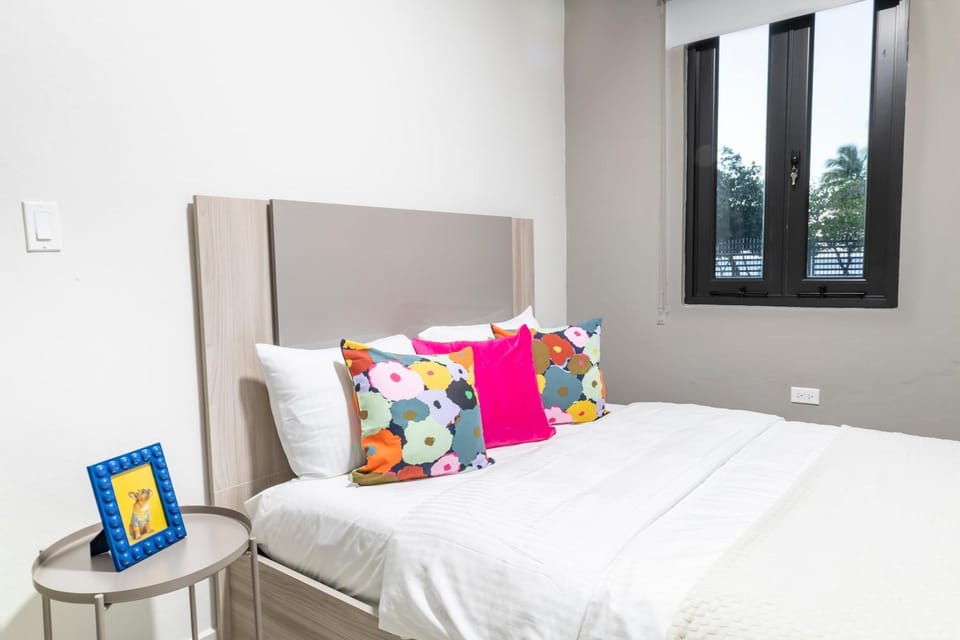 AQUA Villas Del Mar Apt 6 - 1 BR ADA-Accessible Beachfront Oasis Apartment in Dorado