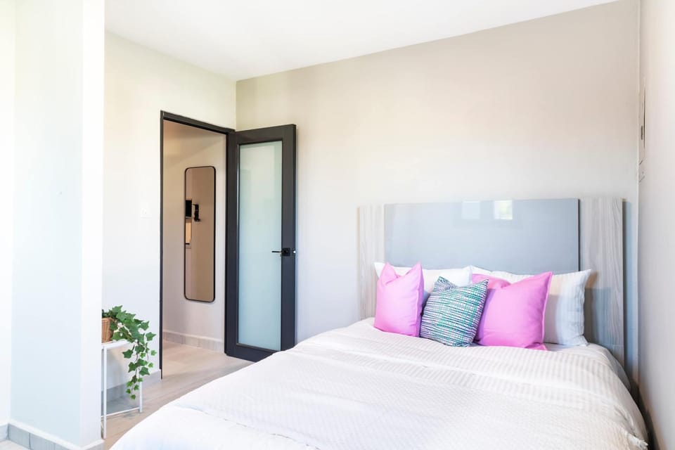 AQUA Villas Del Mar Apt 7 - 1BR Coastal Getaway by the Beach Apartment in Dorado