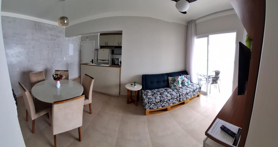 Apart Novo e Alto - Vista incrível, 160m da Praia Apartment in State of São Paulo