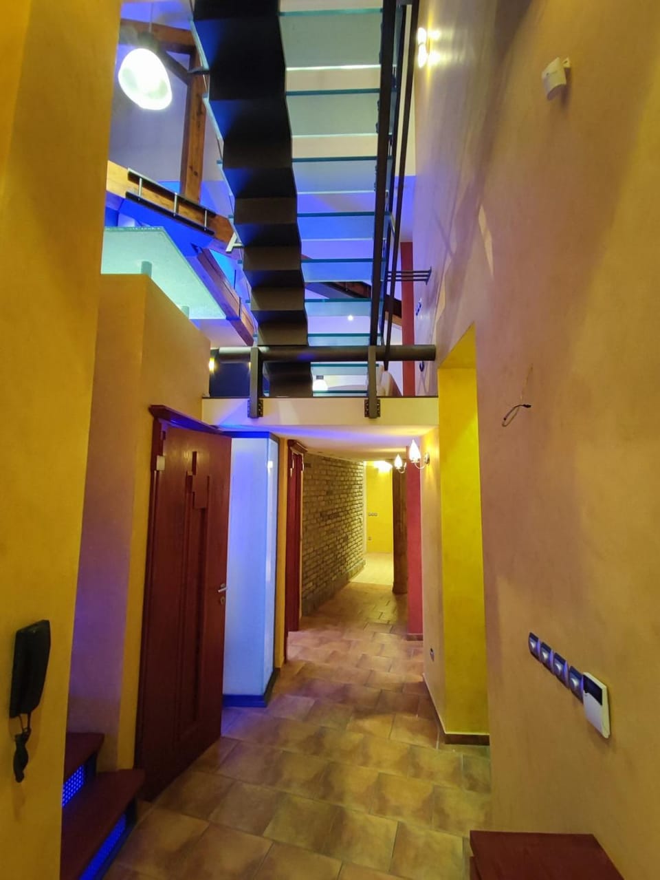 Noir Royale - Modern, Luxury, 3-level apartment Apartment in Vojvodina