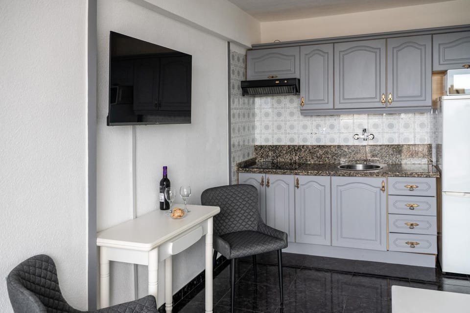 Juanvi's Corner Apartment in Costa Adeje