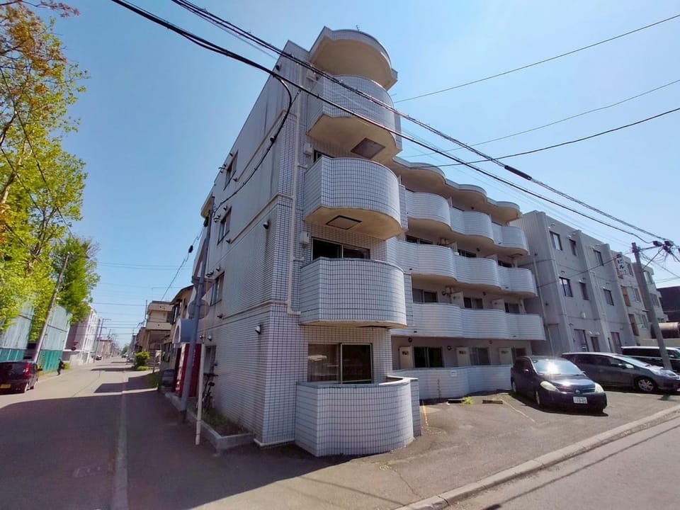 Eminent House - Vacation STAY 19597 Bed and Breakfast in Sapporo