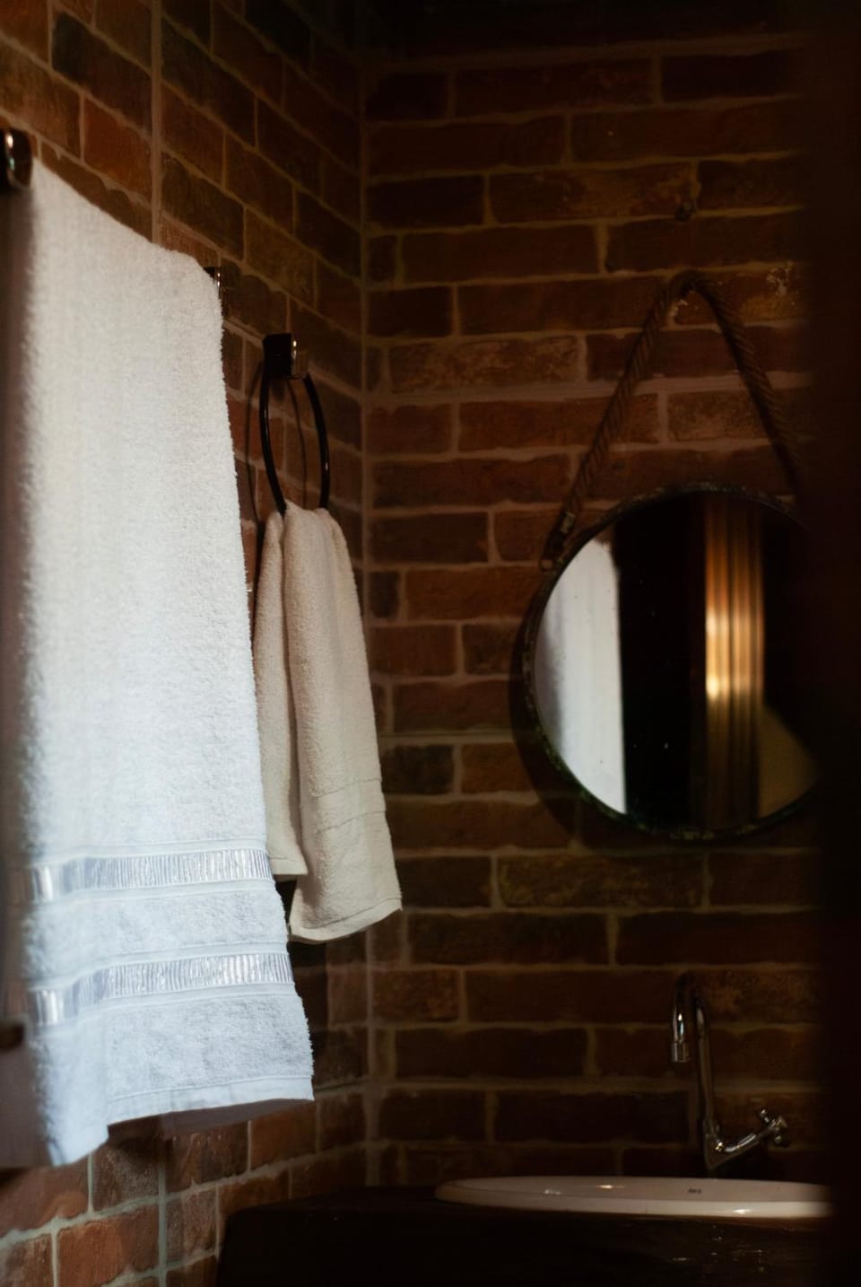 Bathroom, towels